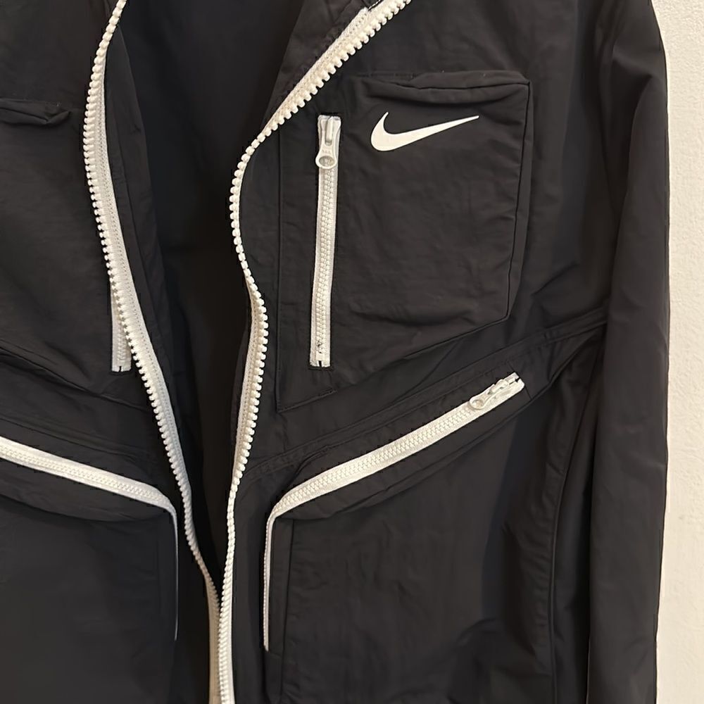 New Nike Jacket Small - Picture 2 of 5